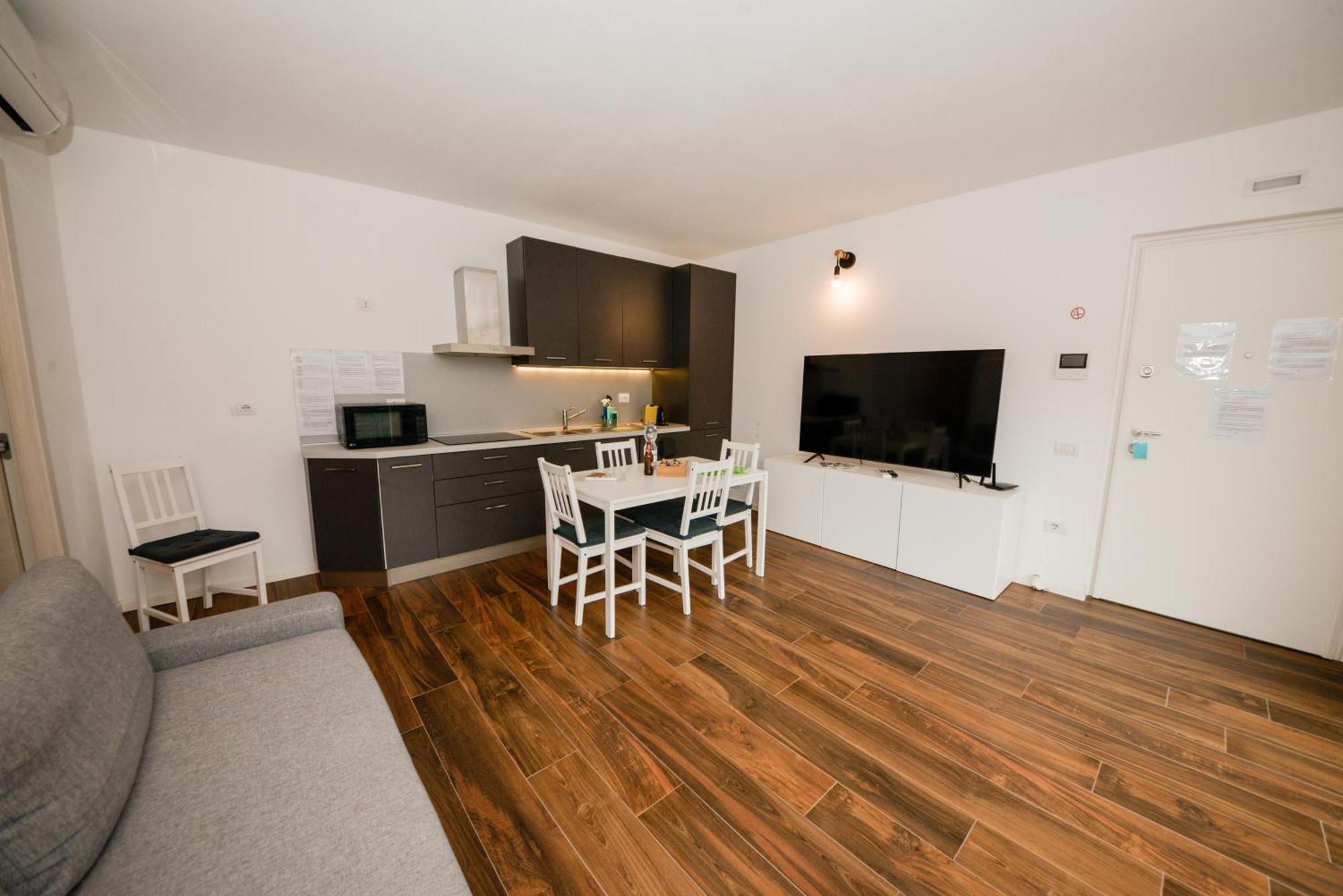 Garda Family & Solarium Apartment Riva del Garda Bagian luar foto
