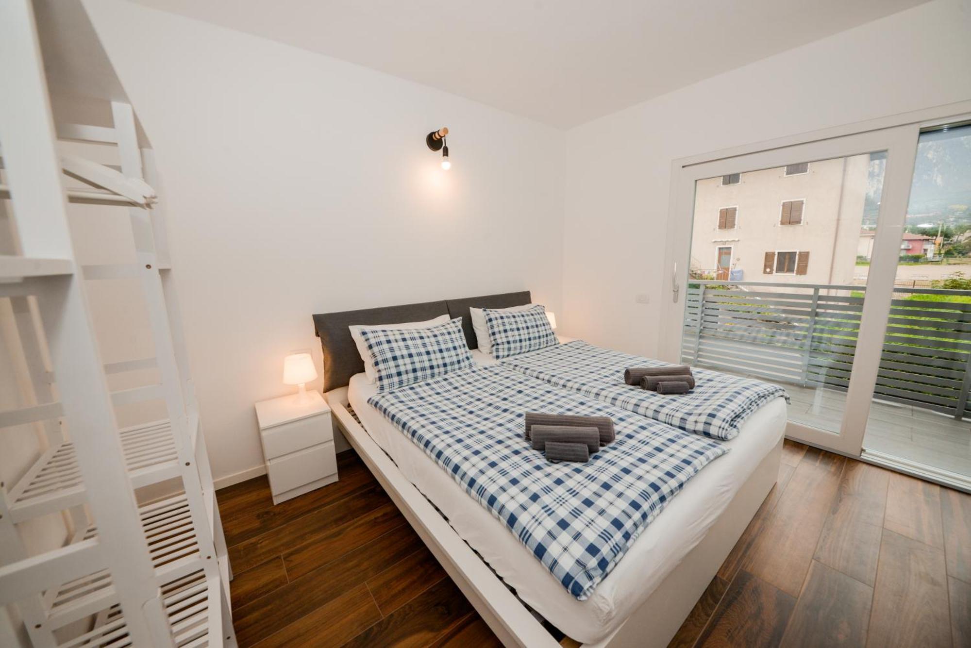 Garda Family & Solarium Apartment Riva del Garda Bagian luar foto