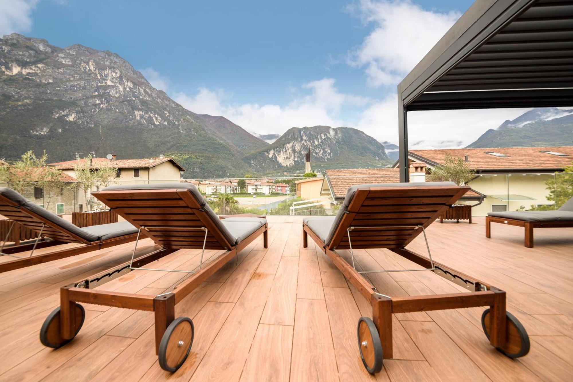 Garda Family & Solarium Apartment Riva del Garda Bagian luar foto