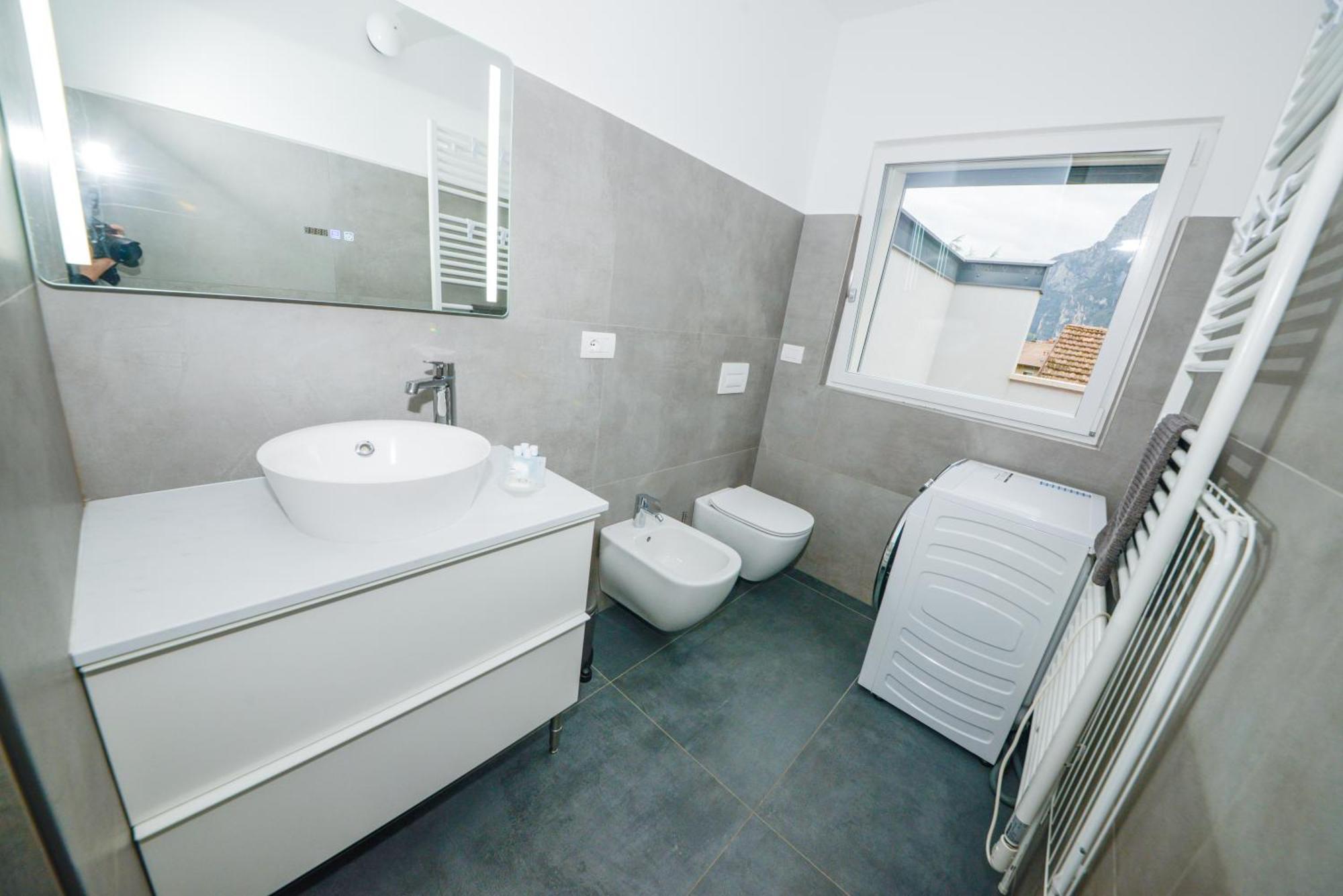 Garda Family & Solarium Apartment Riva del Garda Bagian luar foto