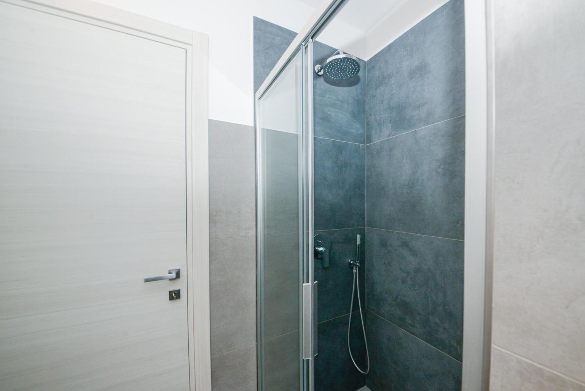 Garda Family & Solarium Apartment Riva del Garda Bagian luar foto