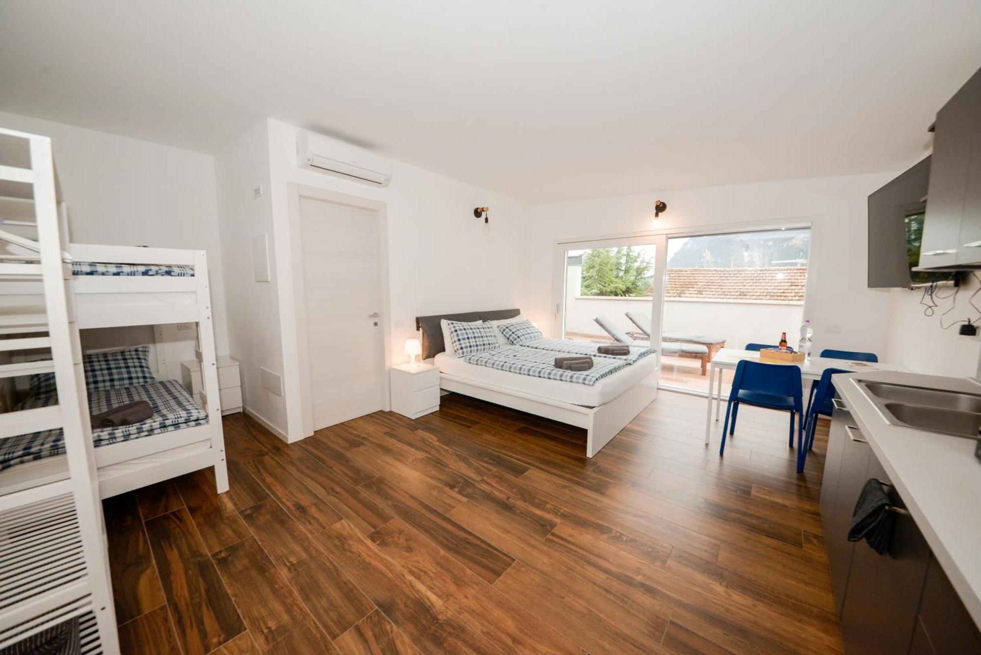 Garda Family & Solarium Apartment Riva del Garda Bagian luar foto